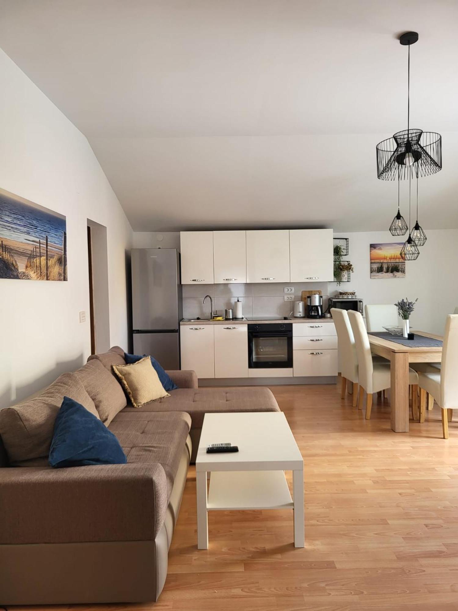 Apartments Mary Муртер Екстериор снимка